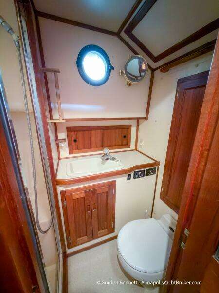 Dee Gee 37ft Nordic Tugs Yacht For Sale