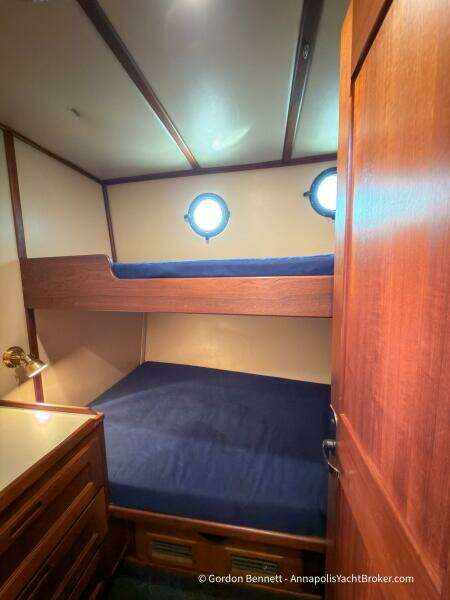 Dee Gee 37ft Nordic Tugs Yacht For Sale