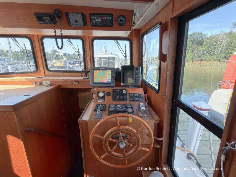 Dee Gee 37ft Nordic Tugs Yacht For Sale