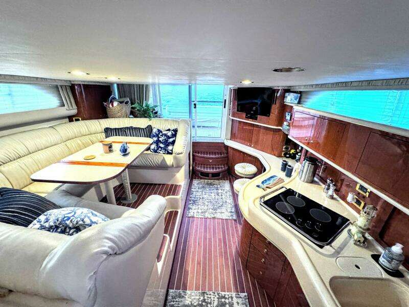 45ft Sea Ray Yacht For Sale