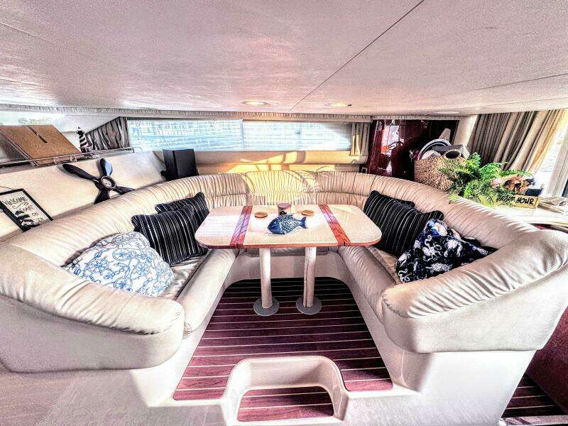 45ft Sea Ray Yacht For Sale