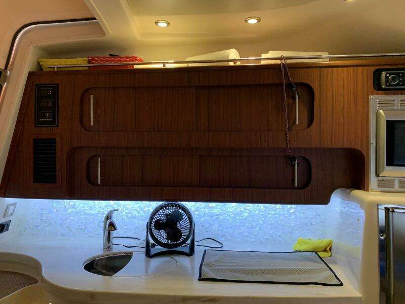 37ft Grady White Yacht For Sale