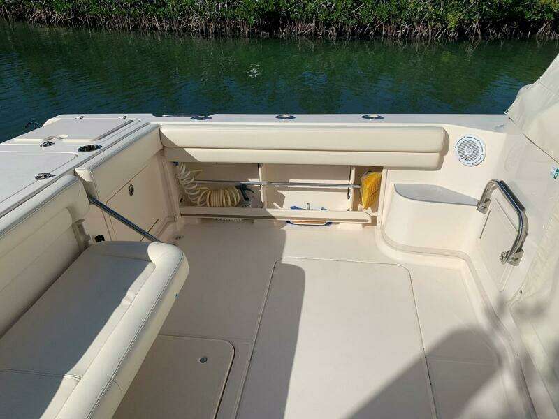 37ft Grady White Yacht For Sale