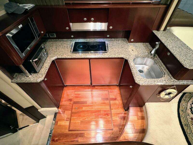 52ft Sea Ray Yacht For Sale