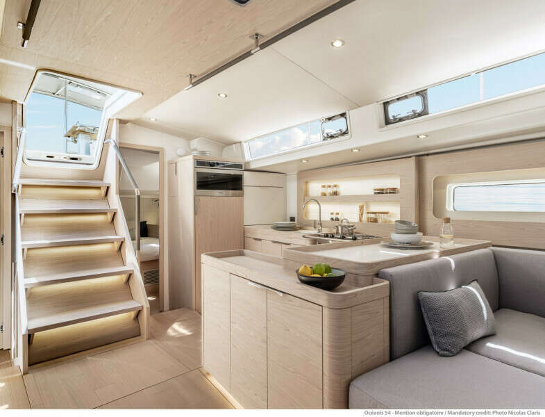 Oceanis Yacht 54