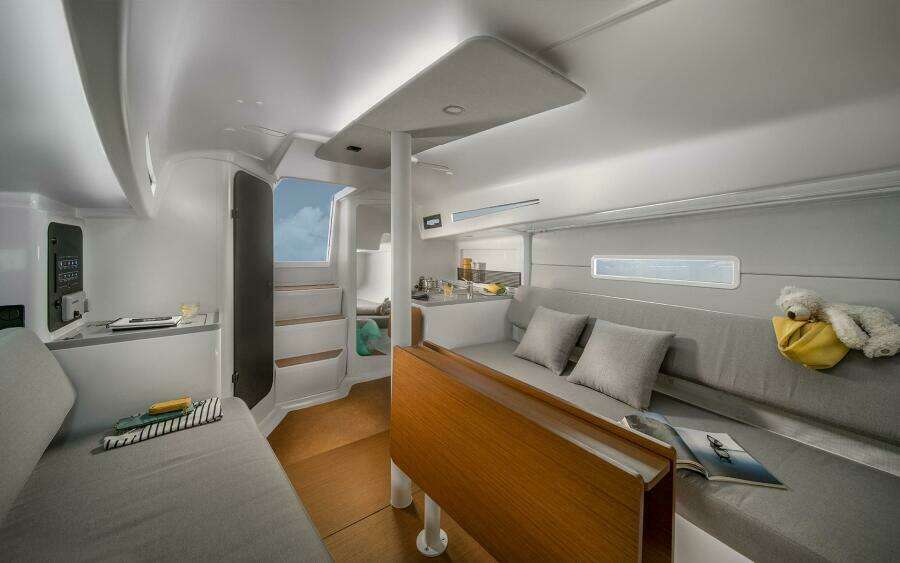 Beneteau First 30