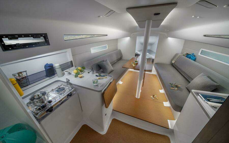 Beneteau First 30