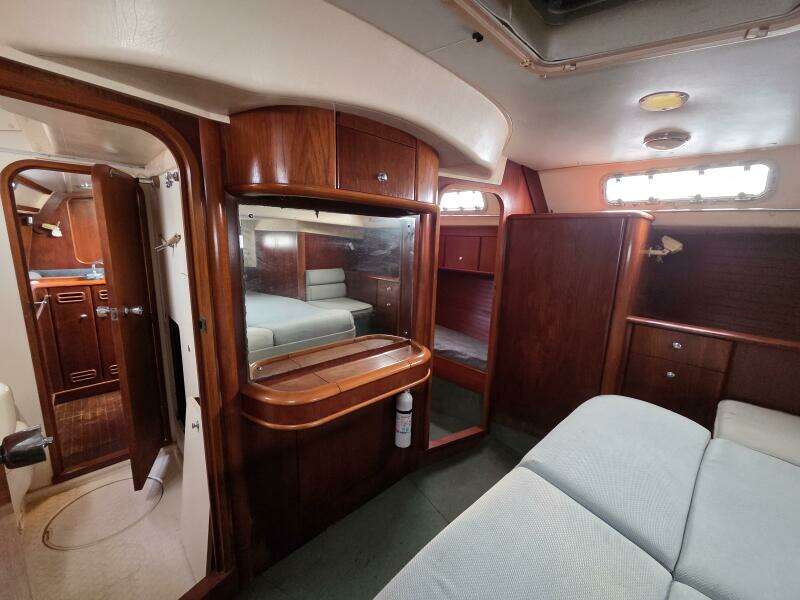 Juels 38ft Moody Yacht For Sale