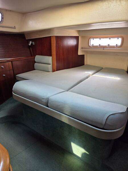 Juels 38ft Moody Yacht For Sale Juels 38ft Moody Yacht For Sale