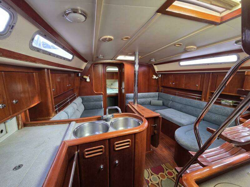 Juels 38ft Moody Yacht For Sale
