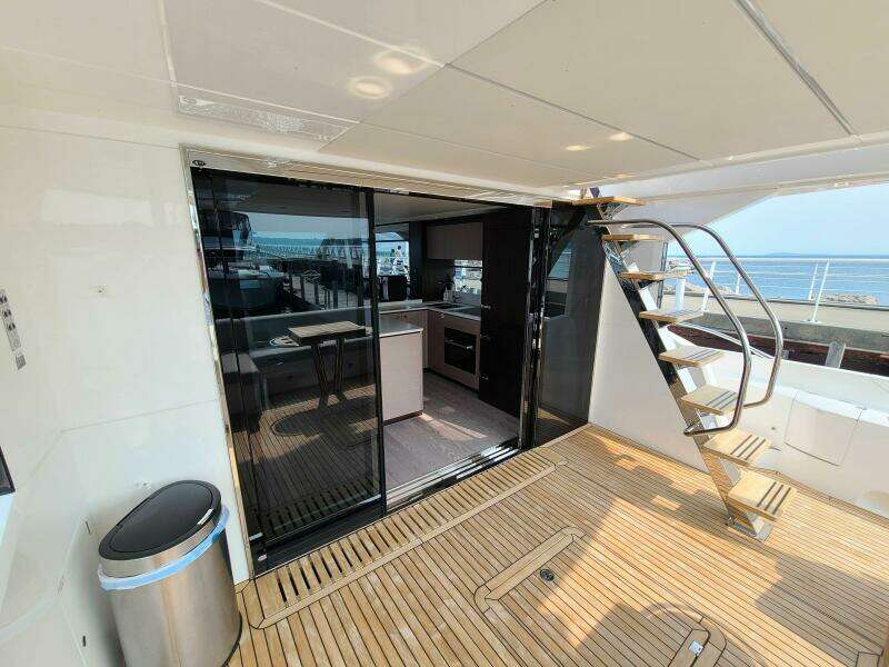 68ft Sunseeker Yacht For Sale
