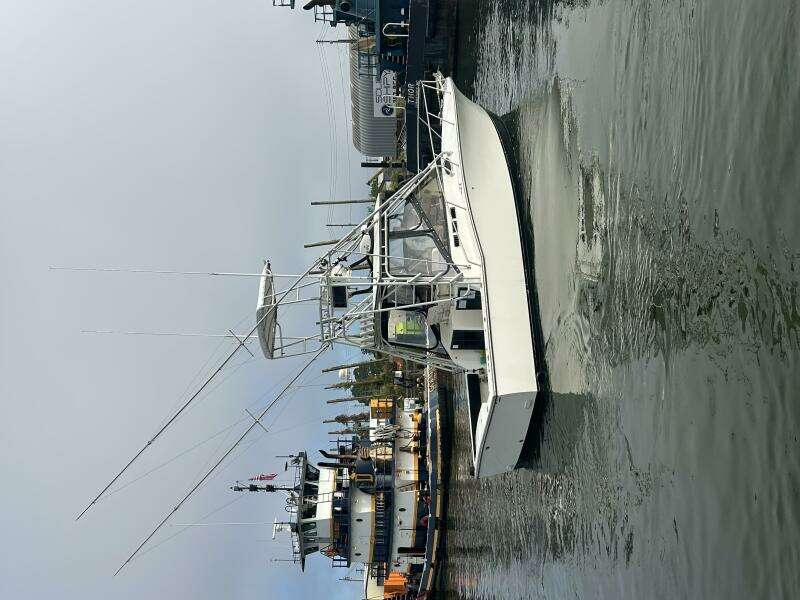 28ft Carolina Classic Yacht For Sale