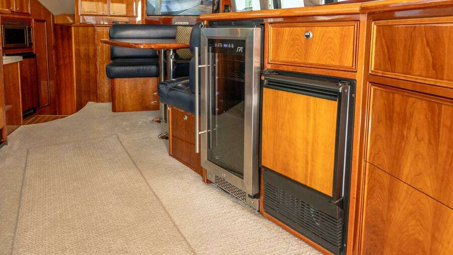 Chillax 51ft Riviera Yacht For Sale