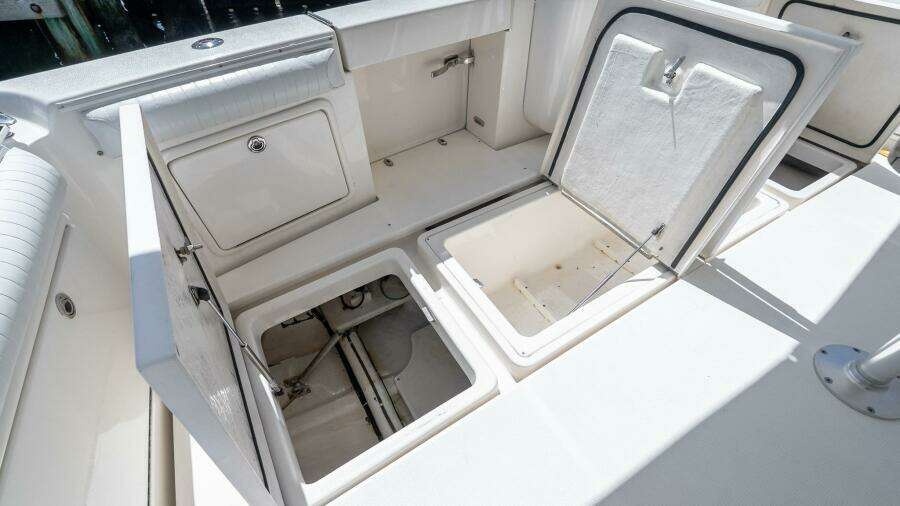 Chillax 51ft Riviera Yacht For Sale