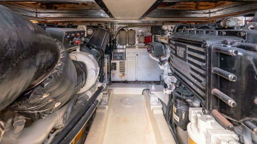 Chillax 51ft Riviera Yacht For Sale