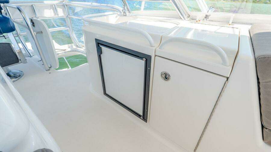 Chillax 51ft Riviera Yacht For Sale