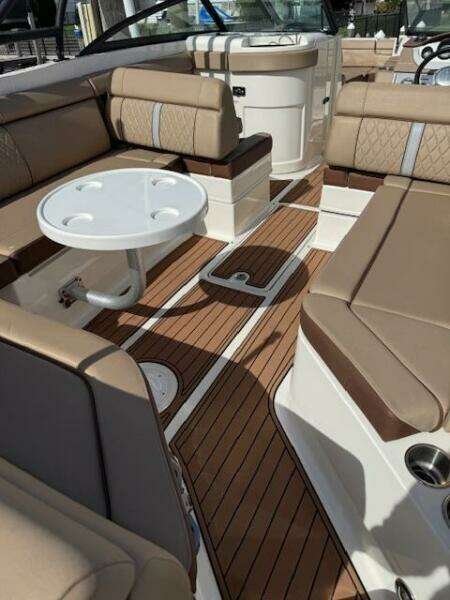 27ft Sea Ray Yacht For Sale