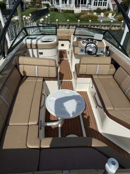 27ft Sea Ray Yacht For Sale
