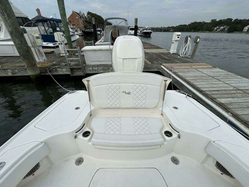 27ft SeaVee Yacht For Sale