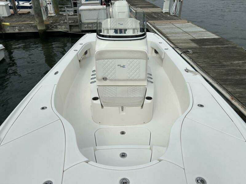 27ft SeaVee Yacht For Sale