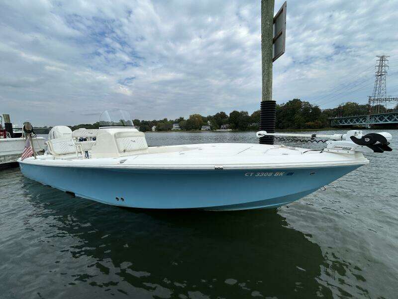 27ft SeaVee Yacht For Sale