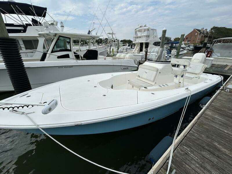 27ft SeaVee Yacht For Sale