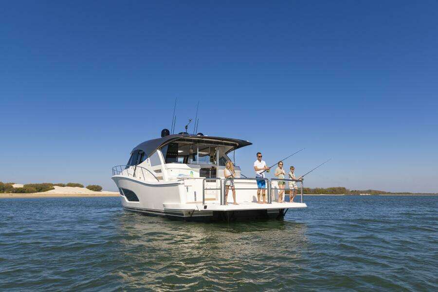 EX1 58ft Riviera Yacht For Sale EX1 58ft Riviera Yacht For Sale