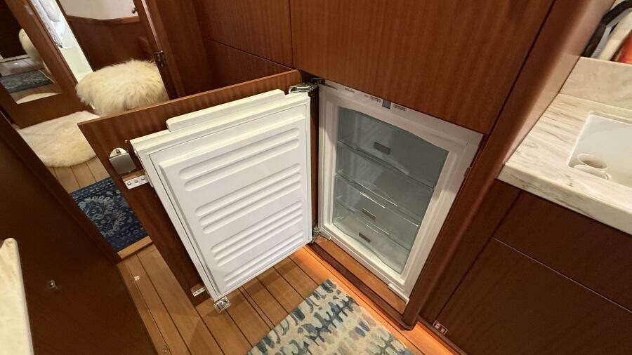 Archimedes 65ft Elling Yacht For Sale