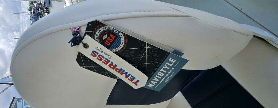 26ft Glacier Bay Yacht For Sale