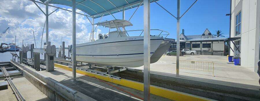 26ft Glacier Bay Yacht For Sale