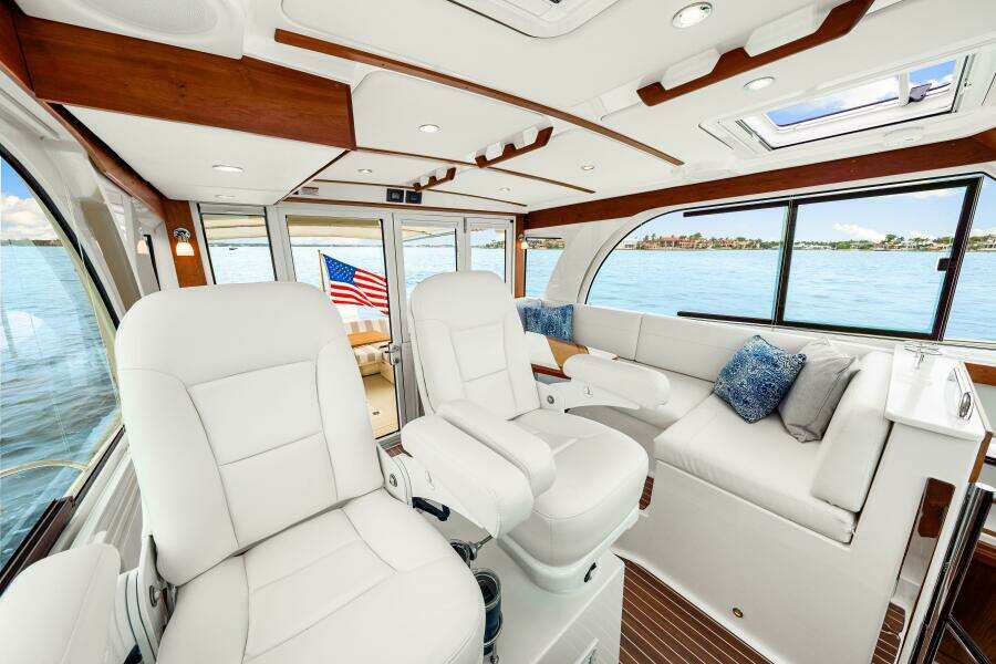 39ft Back Cove Yacht For Sale