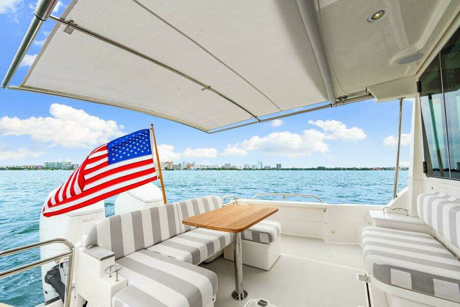 39ft Back Cove Yacht For Sale