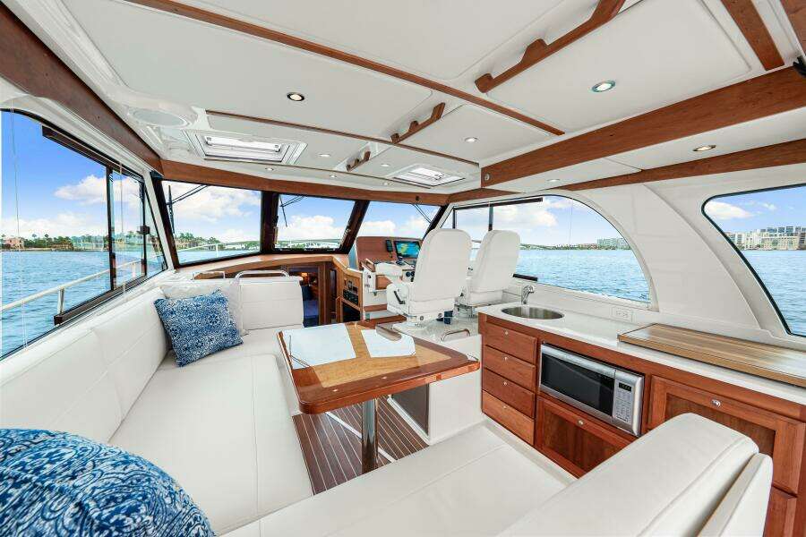 39ft Back Cove Yacht For Sale