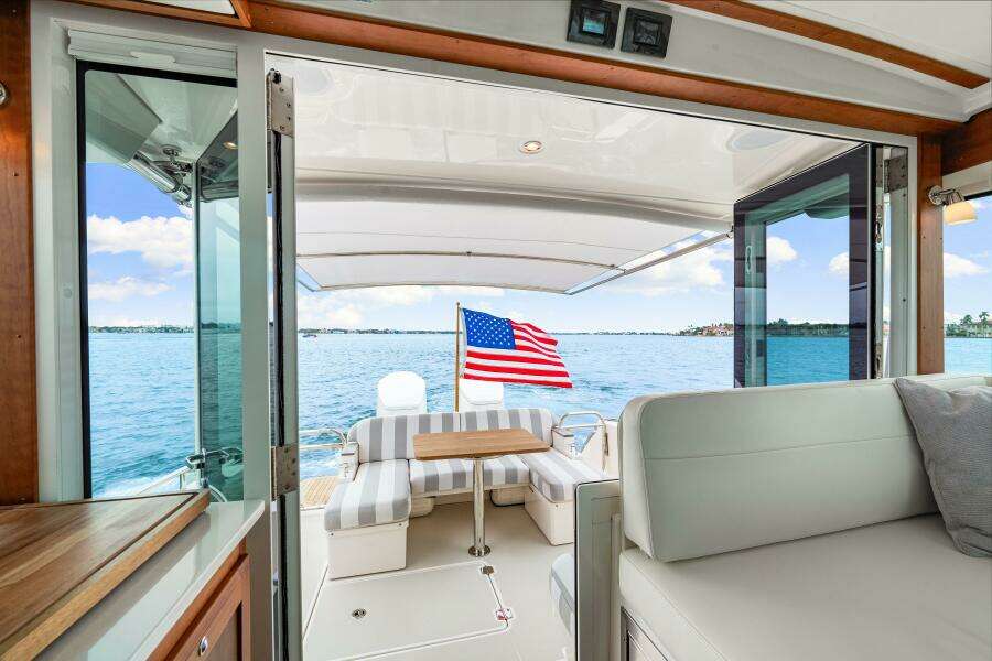 39ft Back Cove Yacht For Sale