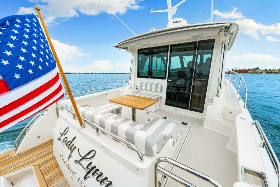 39ft Back Cove Yacht For Sale