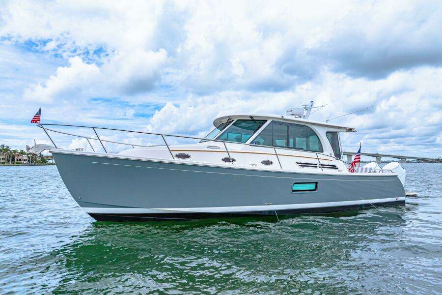 39ft Back Cove Yacht For Sale