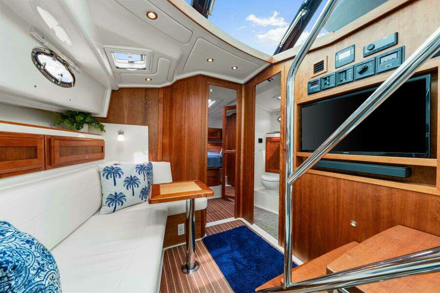 39ft Back Cove Yacht For Sale