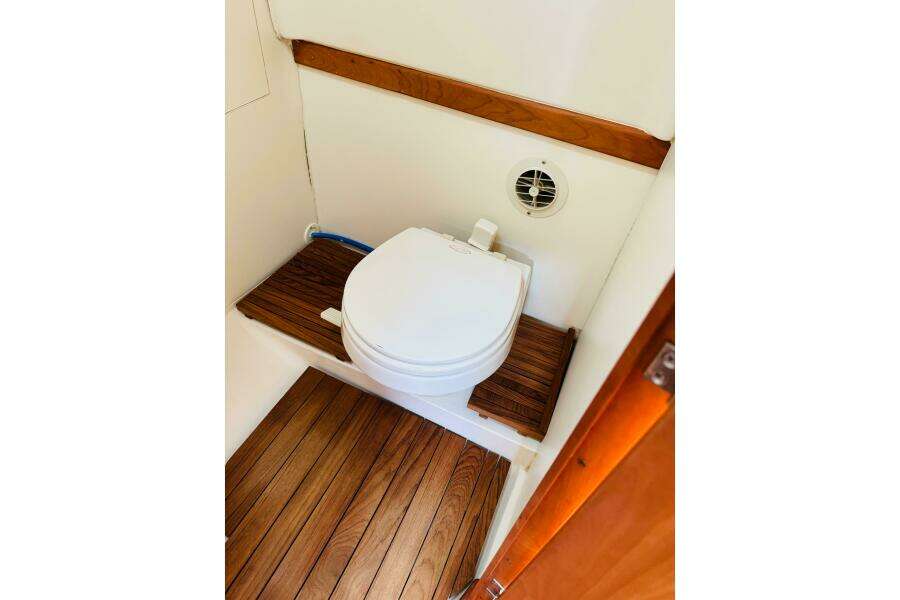 30ft Mainship Yacht For Sale