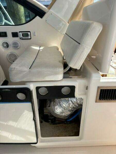 KU DE TA 32ft Tiara Sport Yacht For Sale