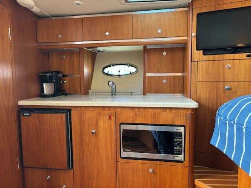 KU DE TA 32ft Tiara Sport Yacht For Sale