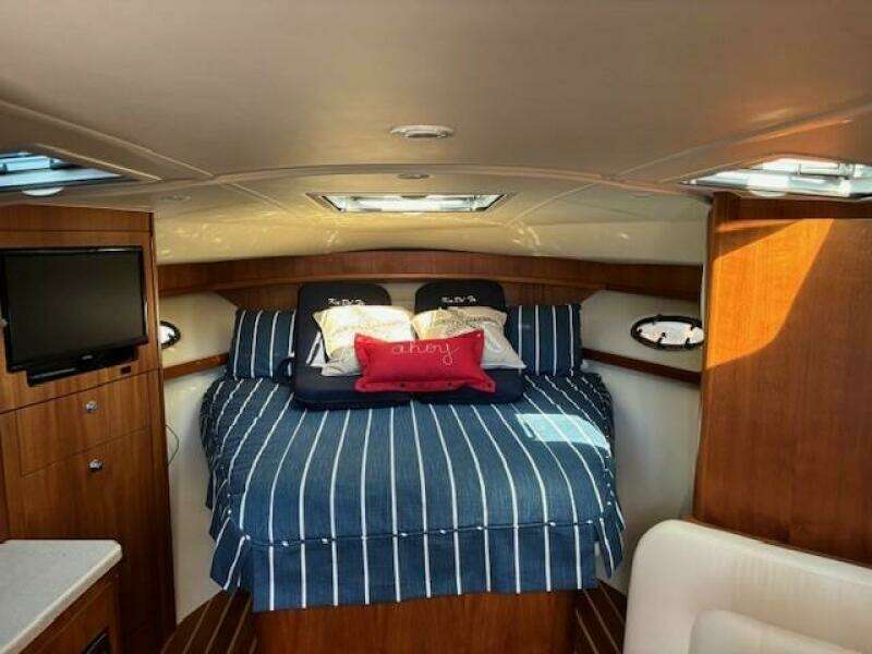 KU DE TA 32ft Tiara Sport Yacht For Sale