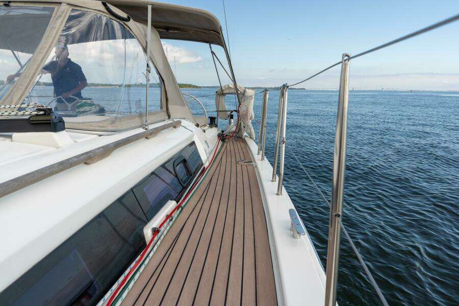 Lunar Sea 39ft Dufour Yacht For Sale