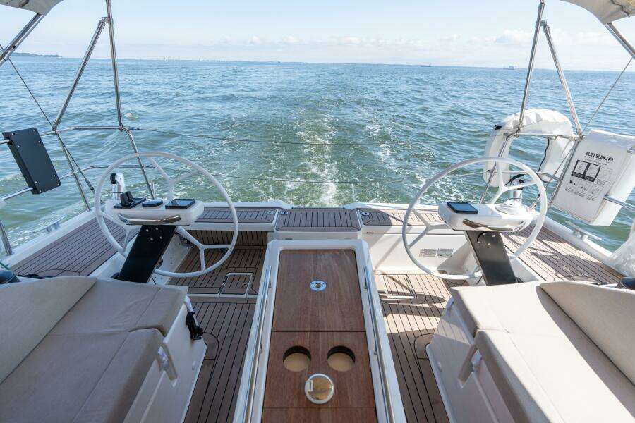 Lunar Sea 39ft Dufour Yacht For Sale