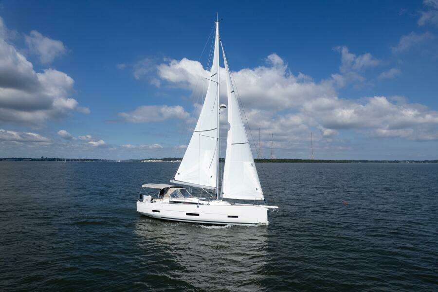 Lunar Sea 39ft Dufour Yacht For Sale