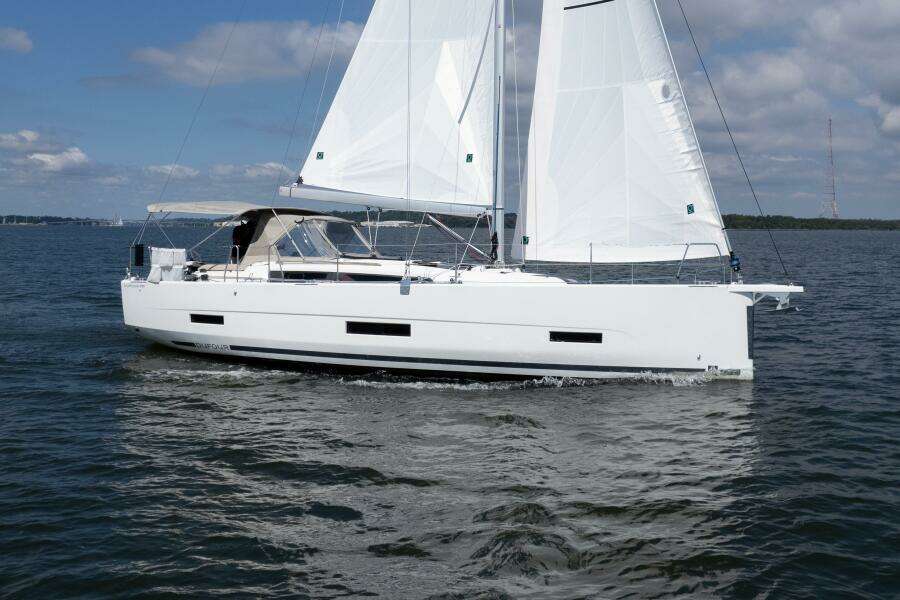 Lunar Sea 39ft Dufour Yacht For Sale