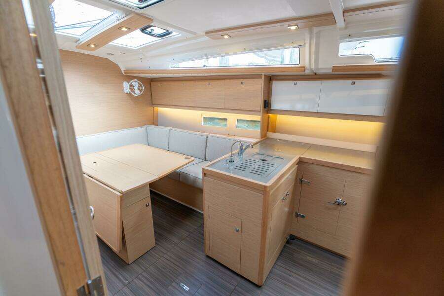 Lunar Sea 39ft Dufour Yacht For Sale