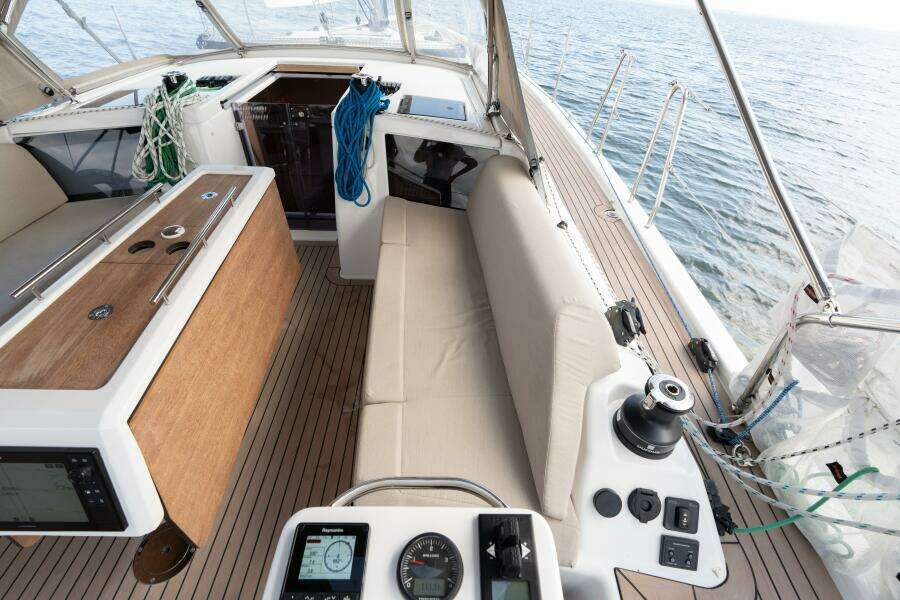 Lunar Sea 39ft Dufour Yacht For Sale