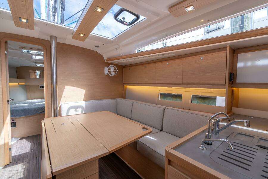 Lunar Sea 39ft Dufour Yacht For Sale