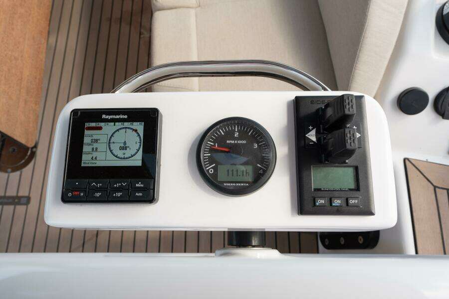 Lunar Sea 39ft Dufour Yacht For Sale