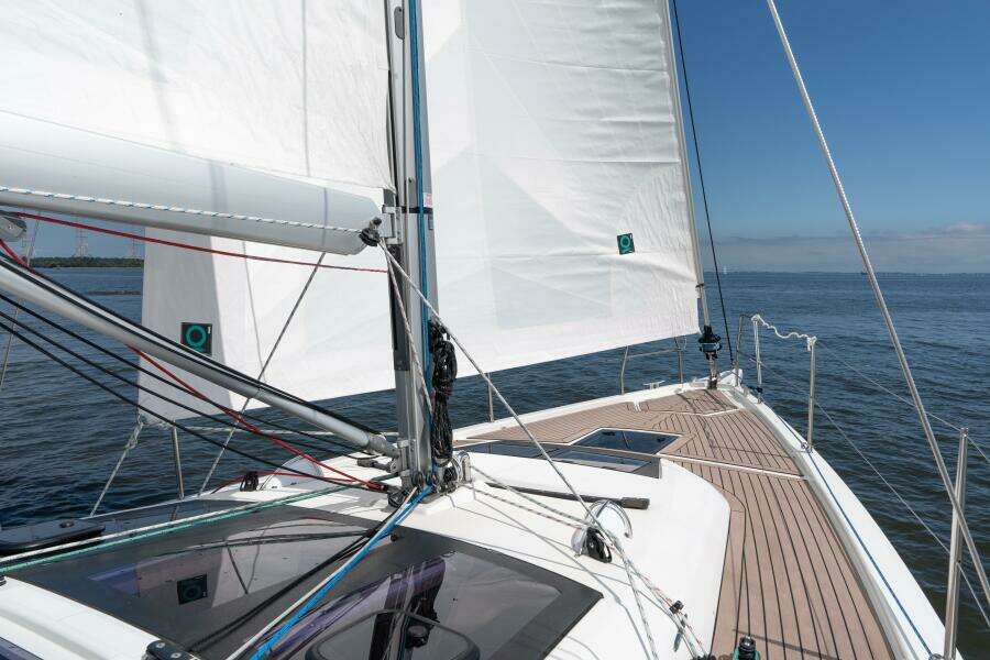 Lunar Sea 39ft Dufour Yacht For Sale